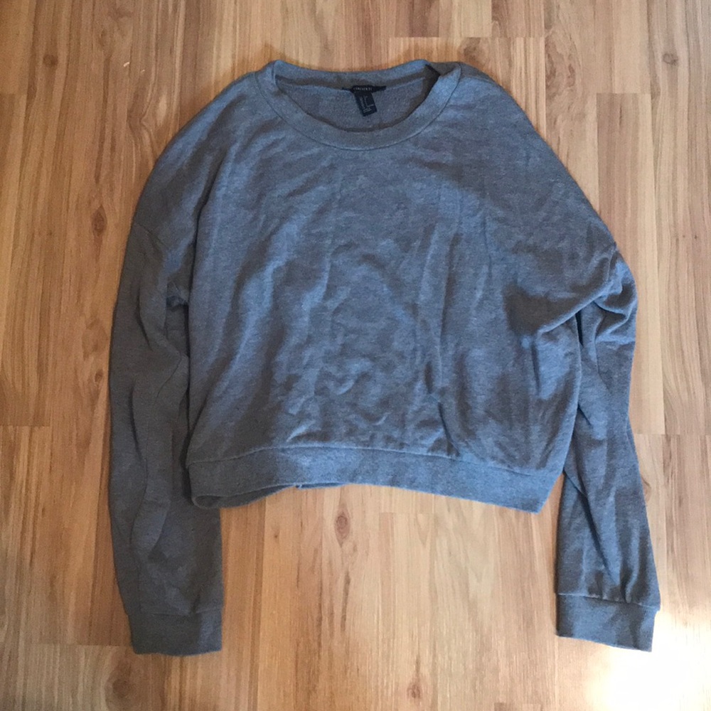 Forever 21 Gray Cropped Sweater